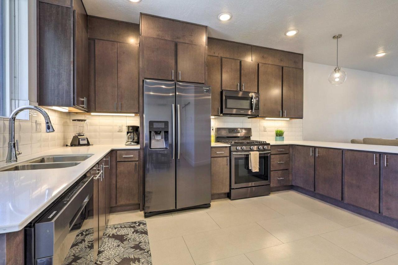 Sunny Resort Townhome And Balcony And Pool Access St. George Exterior photo